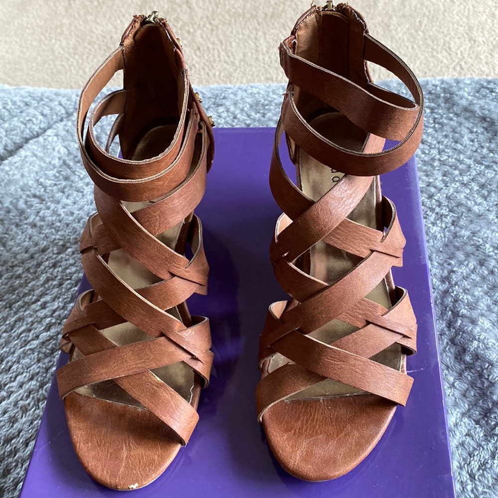 Madden girl wedge sandal size 6.5